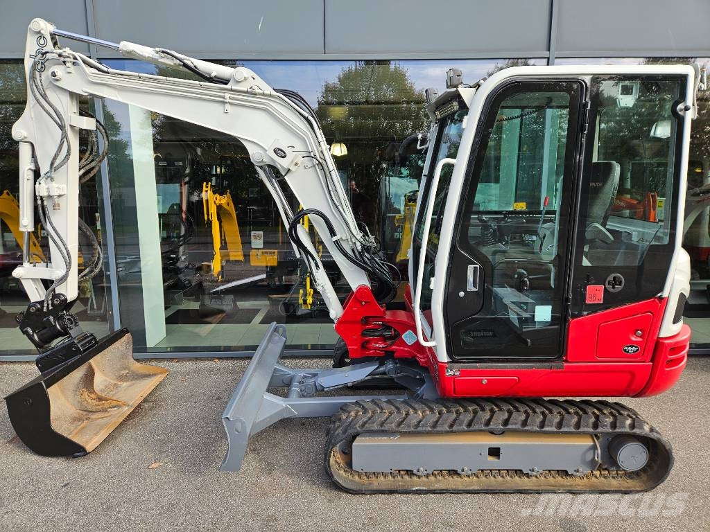 Takeuchi TB 240 Mini excavators < 7t