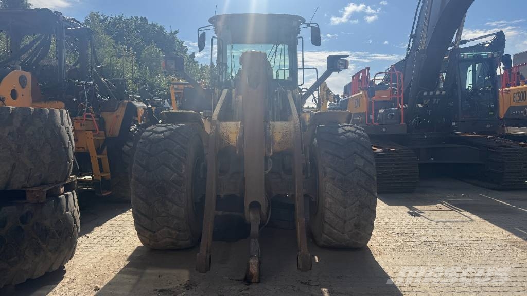 New Holland W 270 B Wheel loaders