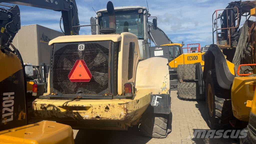 New Holland W 270 B Wheel loaders