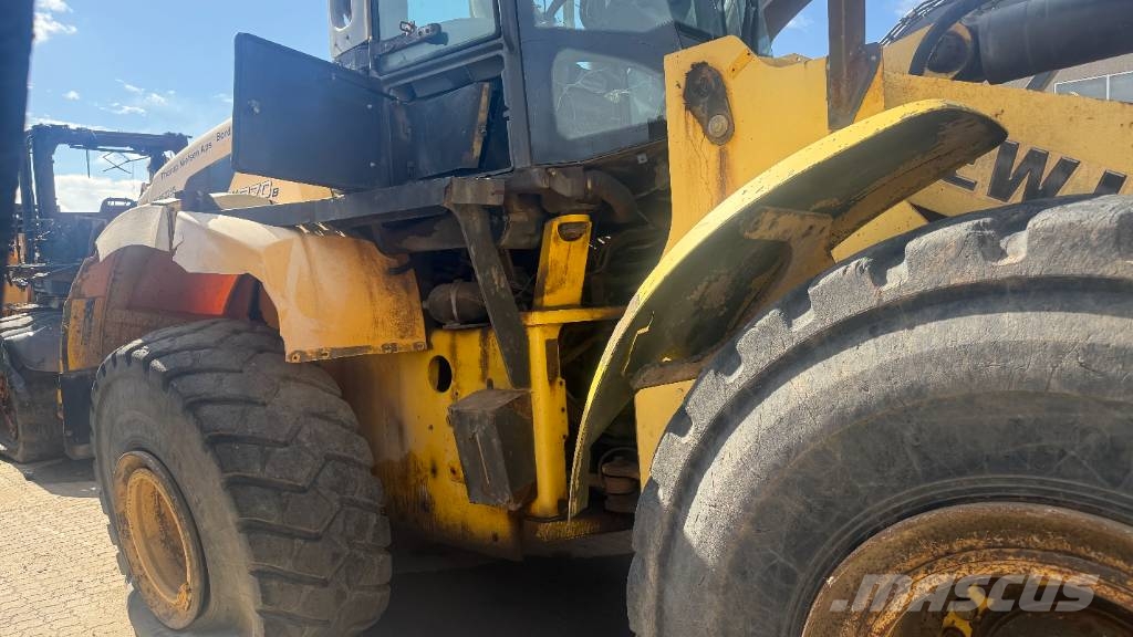 New Holland W 270 B Wheel loaders