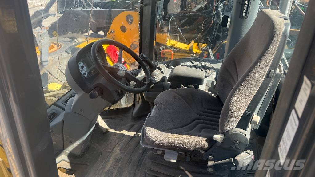 New Holland W 270 B Wheel loaders