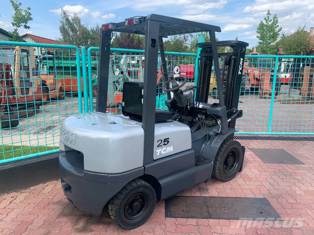 TCM FG25N5T V-2386 OB Chariots GPL