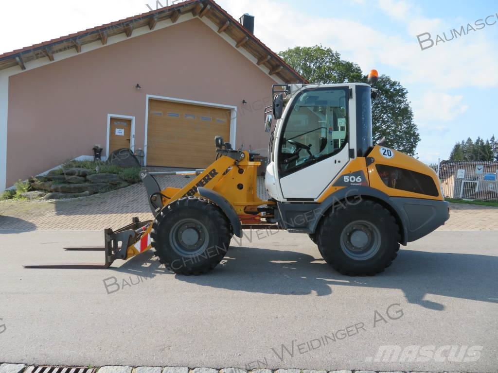 Liebherr 506 compact Kolesni nakladalci