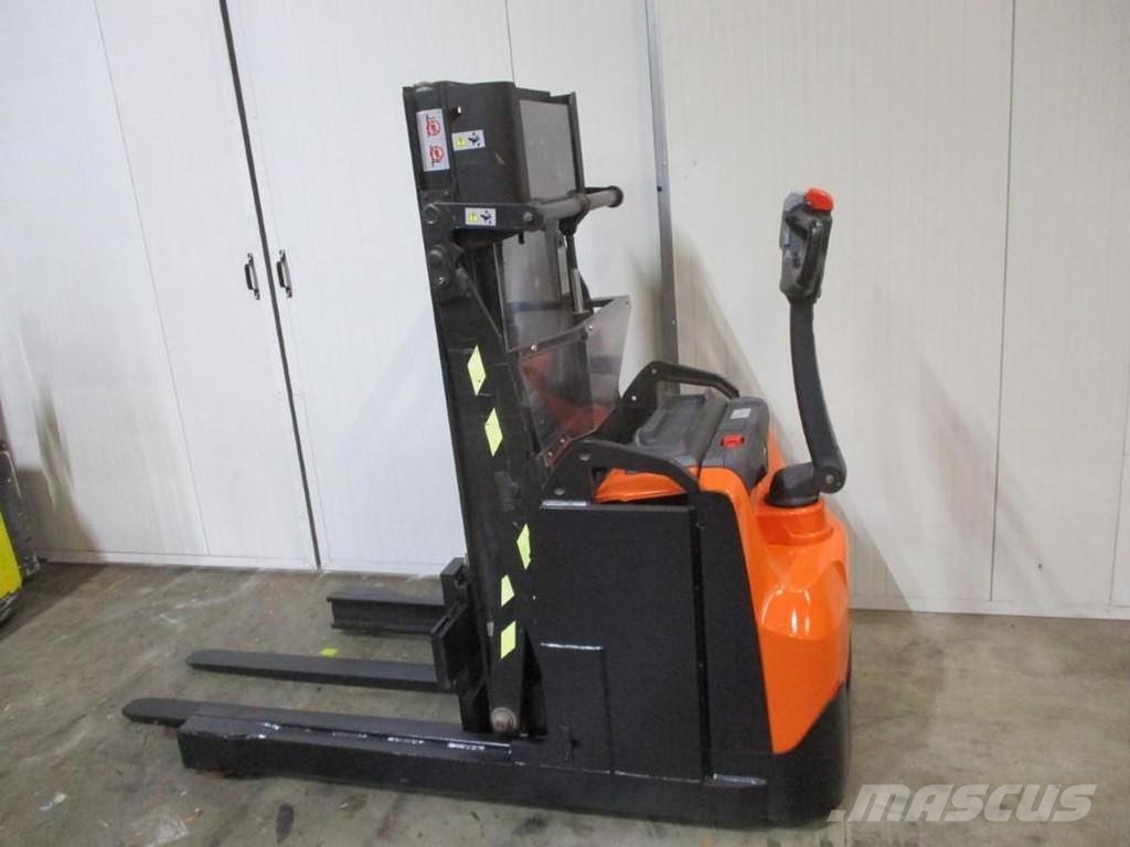 Toyota SWE120XR Electro-pallettrucks
