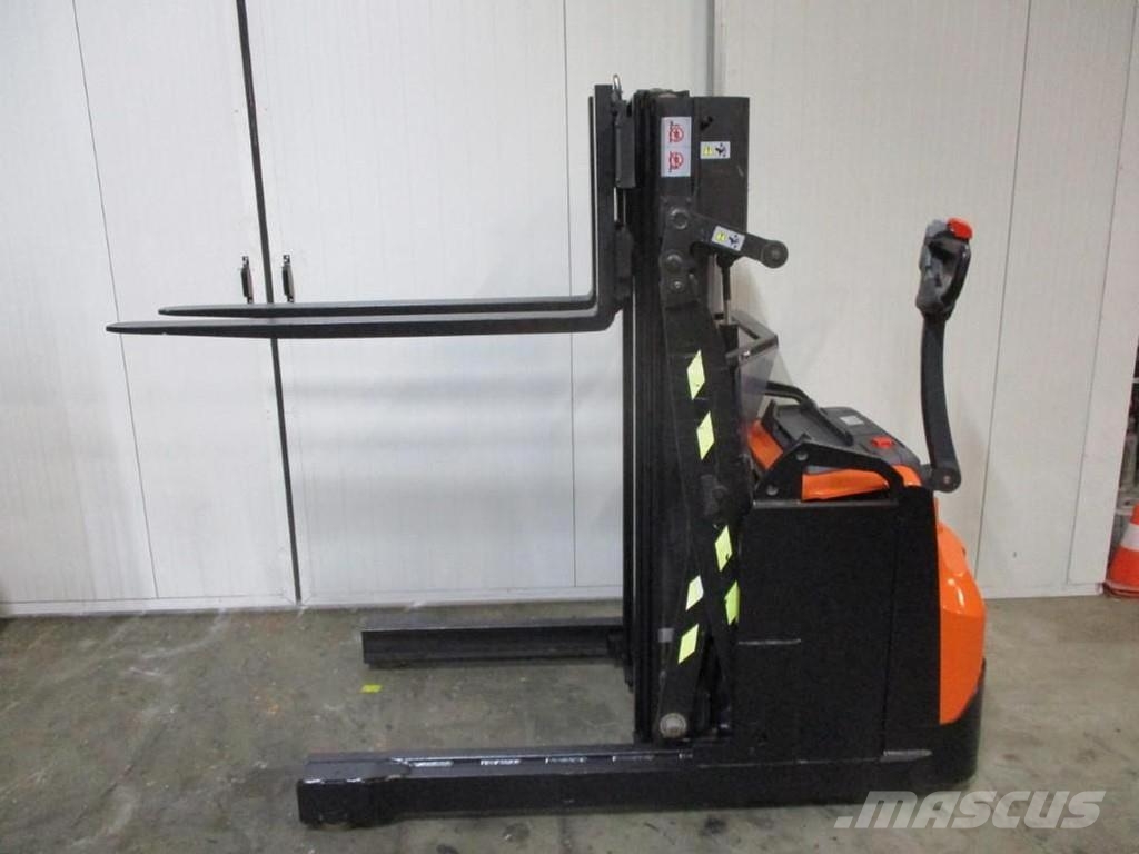 Toyota SWE120XR Electro-pallettrucks