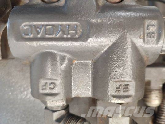 Valtra N163 (CSC485024DDA) gearbox Transmission