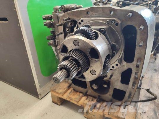 Valtra N163 (CSC485024DDA) gearbox Transmission