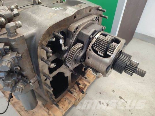 Valtra N163 (CSC485024DDA) gearbox Transmission