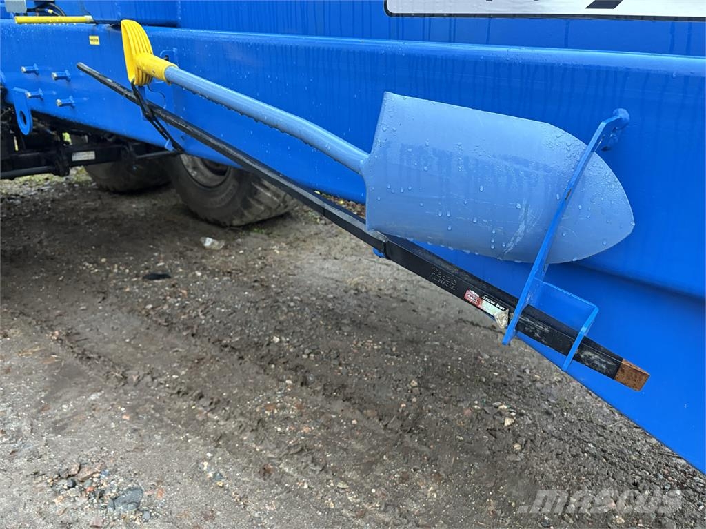 Kipa KVL 160 Remolques con caja de volteo