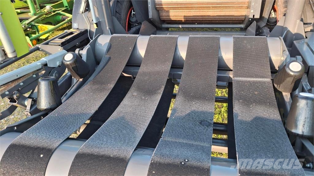 CLAAS Rollant 455 RC UW Rotopresse