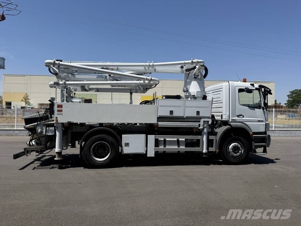 Mercedes-Benz AXOR 1833 طفرات توزيع الخرسانة