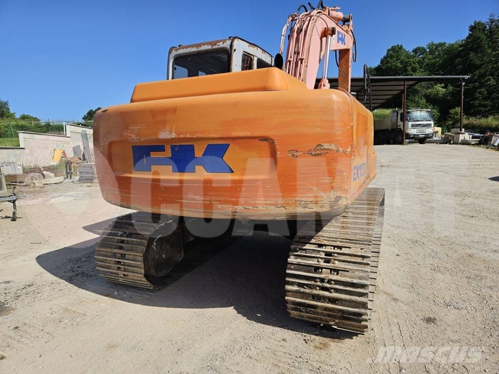 Fiat-Hitachi EX 135 حفارات زحافة