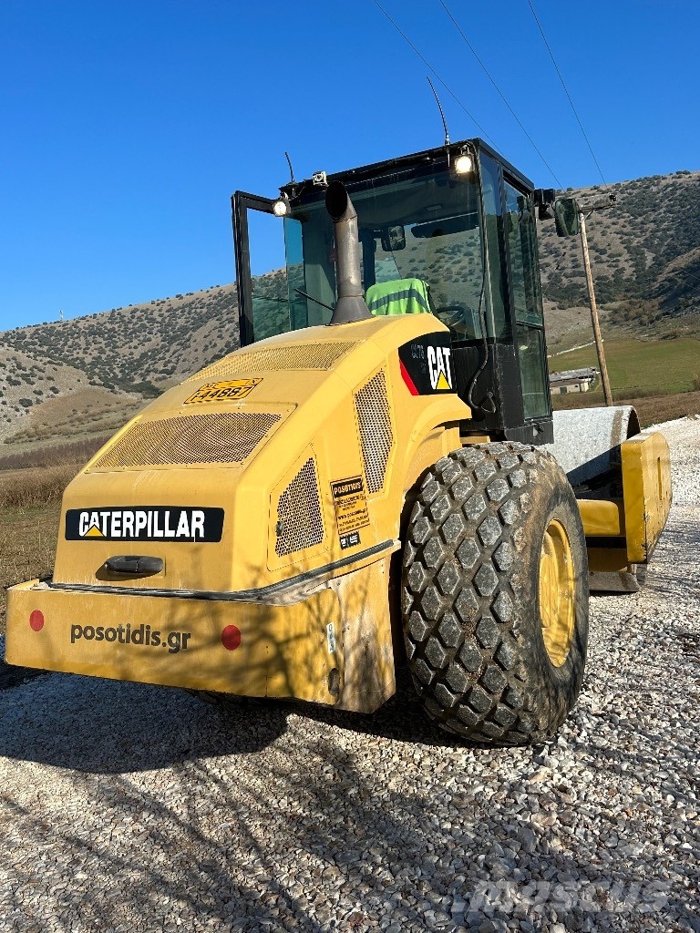 CAT CS 76 싱글 드럼 롤러