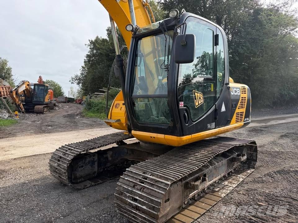 JCB JS 130 Excavadoras sobre orugas