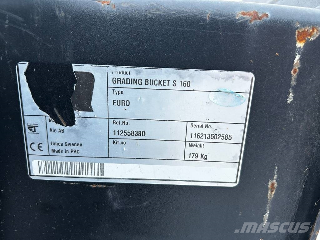 JCB 403 Plus / Tasauskauha, Lämmitin, vähän ajettu! Minilader