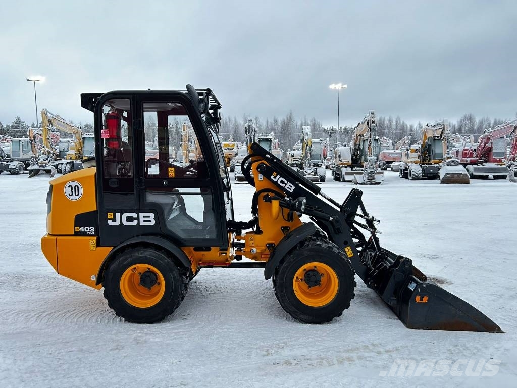 JCB 403 Plus / Tasauskauha, Lämmitin, vähän ajettu! Minilader
