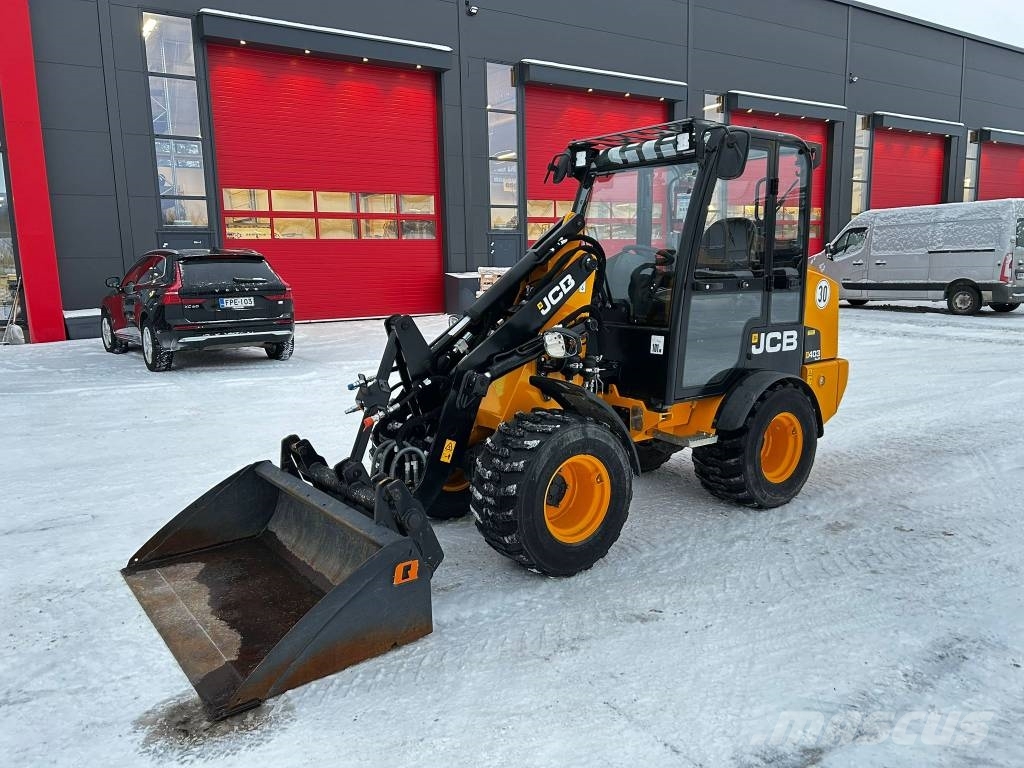 JCB 403 Plus / Tasauskauha, Lämmitin, vähän ajettu! Minilader