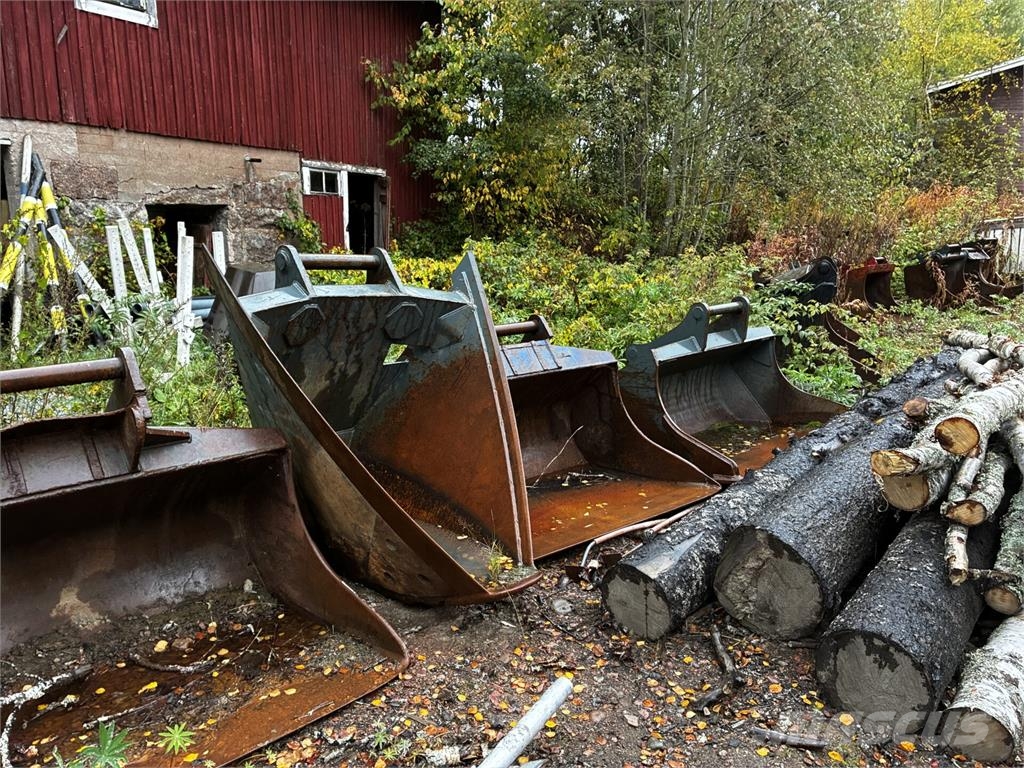 Kaivinkoneen Kauhoja دلاء