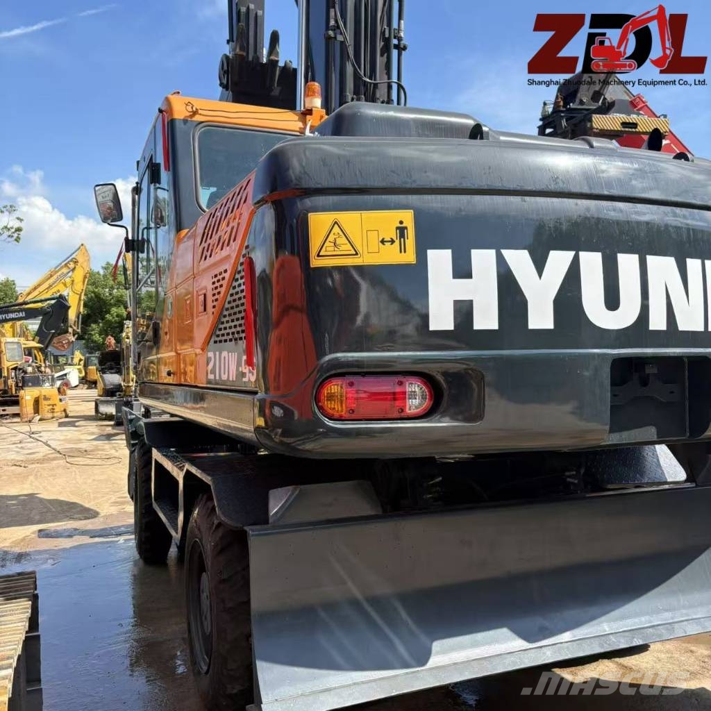 Hyundai 220W-9 Wielgraafmachines
