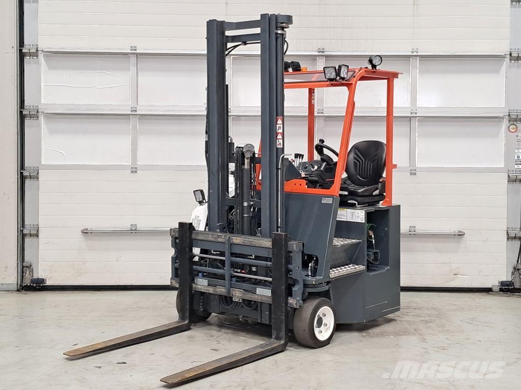 Combilift CB3000/Agilift30-12/40 LPG heftrucks