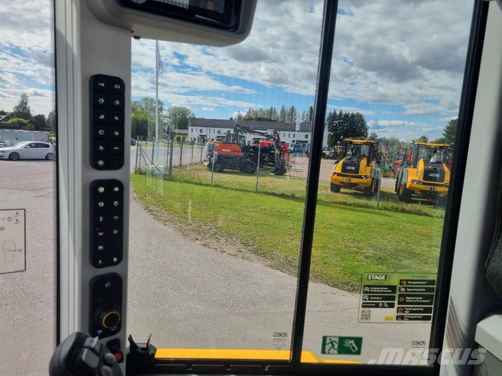 JCB 427 Nordic Vinterutrustad ränta 0,99% Wielladers