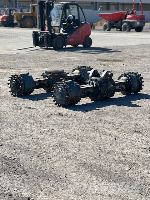 Liebherr L 556 FRONT AXLES 轴