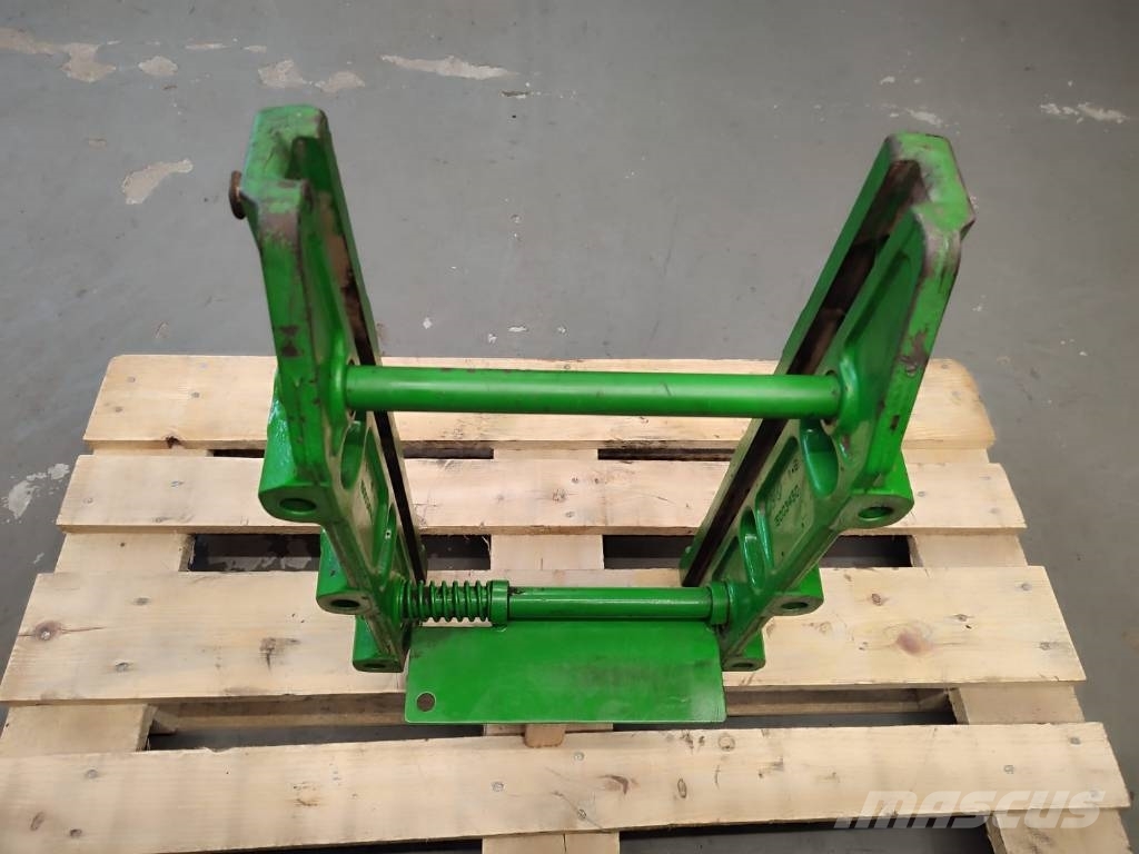 John Deere Hitch console 15003450 JOHN DEERE 6175M Châssis et suspension