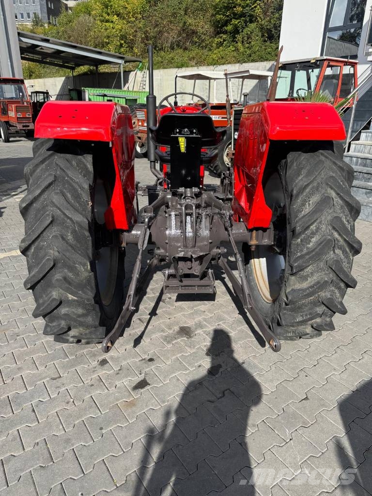 Massey Ferguson 165 Traktorji