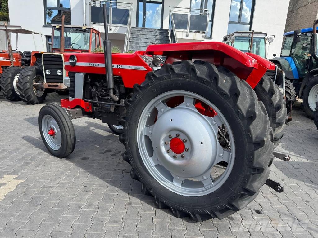 Massey Ferguson 165 Traktorji