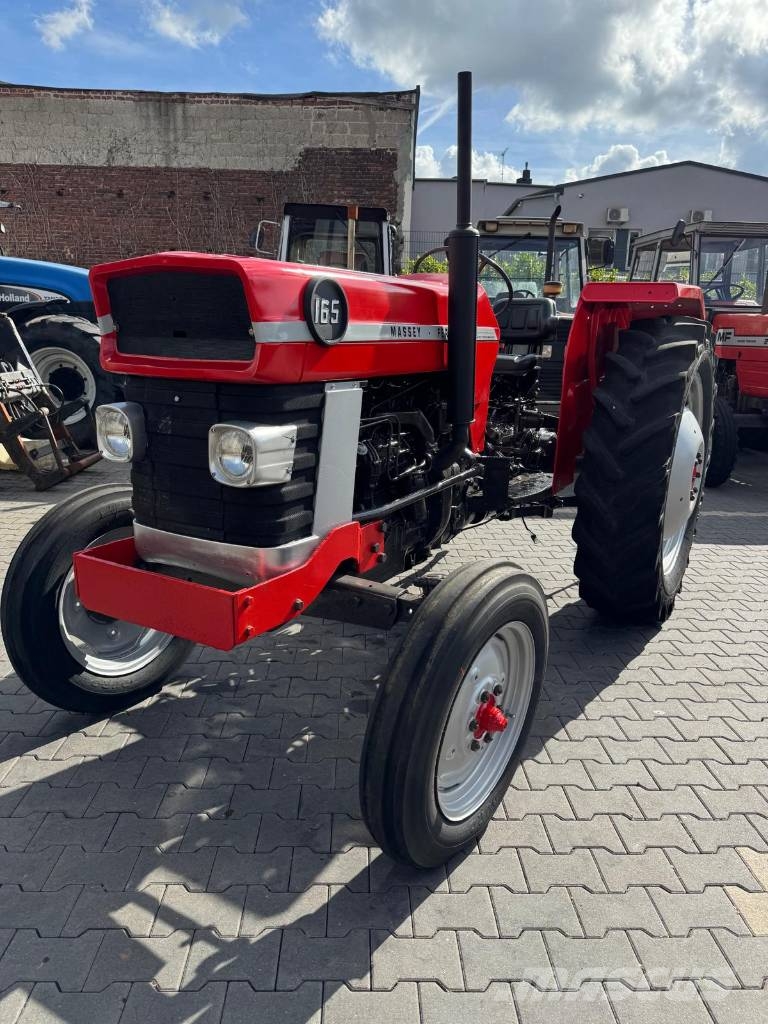 Massey Ferguson 165 Traktorji