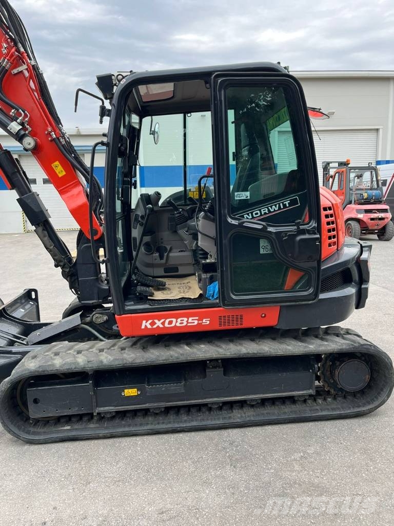 Kubota KX 085-5 delený výložník حفارات وسط 7 طن - 12 طن