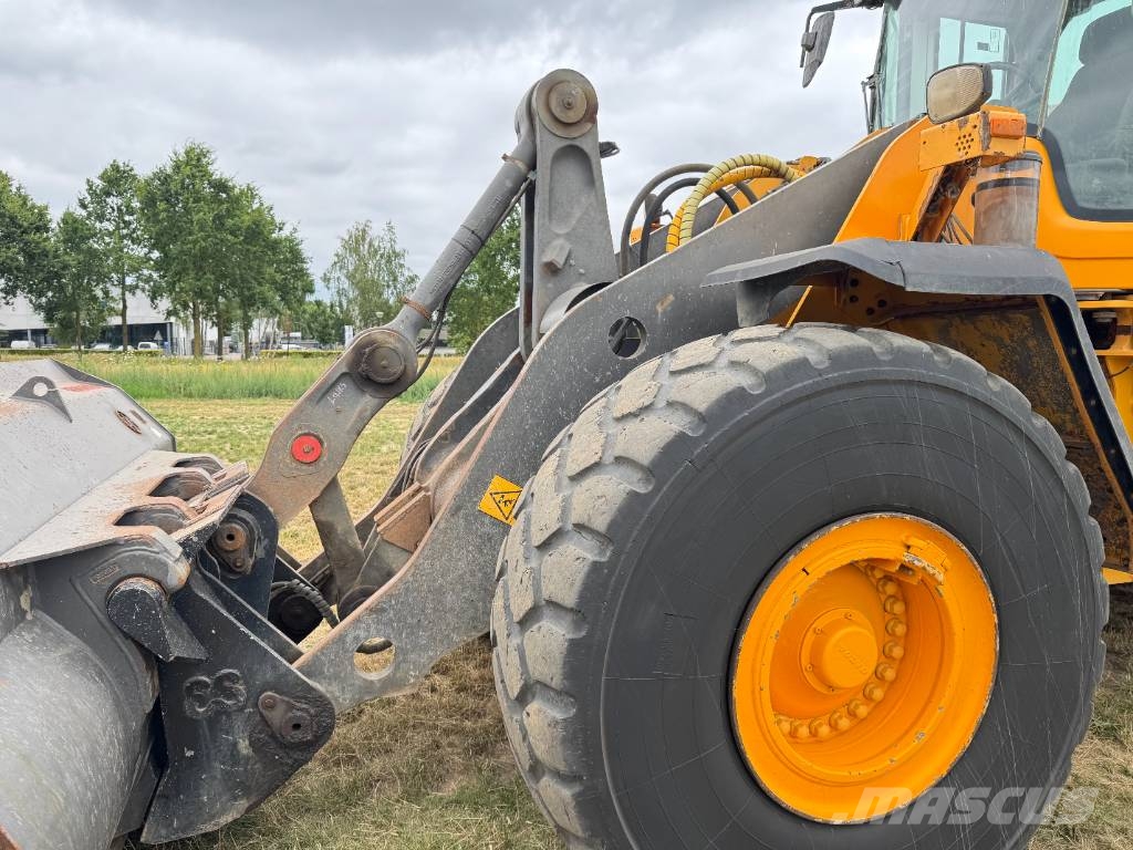 Volvo L150H - Quick Coupler / Pressurised Cabin 轮式装载机