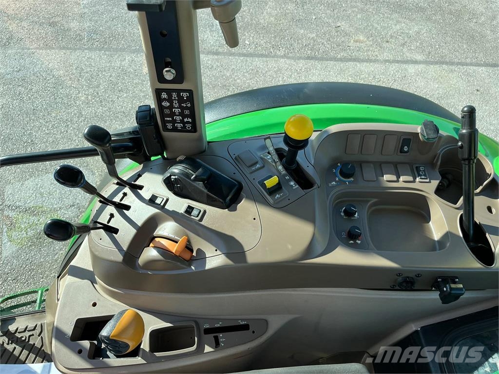 John Deere 5100R Traktori