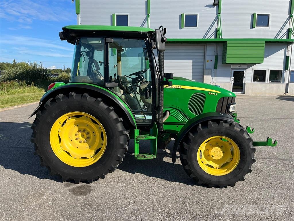 John Deere 5100R Traktori