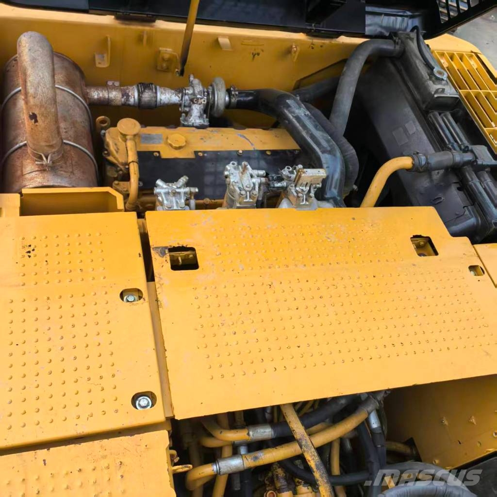 CAT 320 D Bageri guseničari