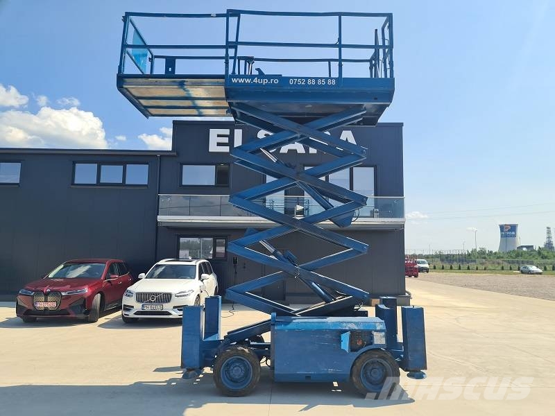 Genie GS 3268 RT 가위형 리프트
