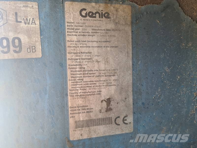 Genie GS 3268 RT 가위형 리프트