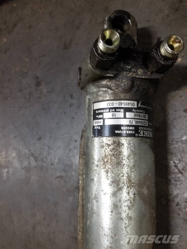 Ponsse Ergo Cab Tilt Cylinder Гідравліка