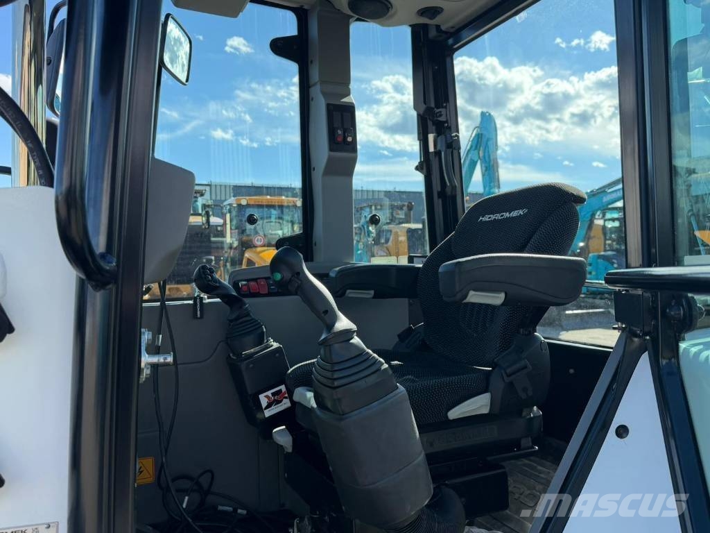 Hidromek HMK 62 T Rovokopači