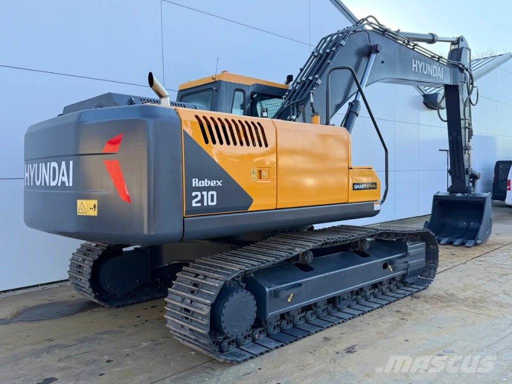 Hyundai R210 Excavadoras sobre orugas