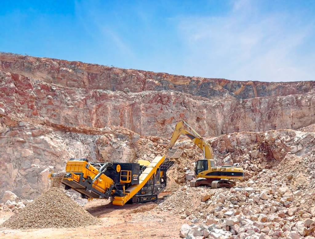Fabo Concasseur à tamis vibrant FTI-130s Mobile crushers