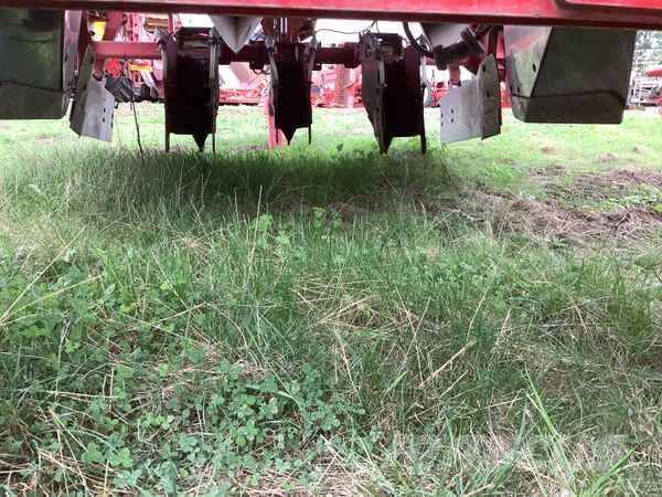 Grimme GB 330, 3 Row Belt Potato Planter Agriculture - Others