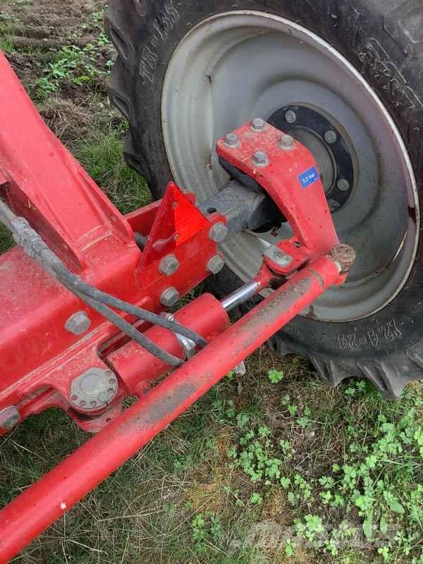 Grimme GB 330, 3 Row Belt Potato Planter Agriculture - Others