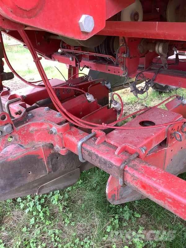 Grimme GB 330, 3 Row Belt Potato Planter Agriculture - Others