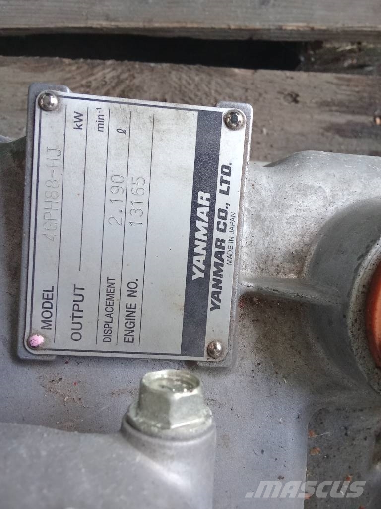 Yanmar 4GPH88-HJ 发动机