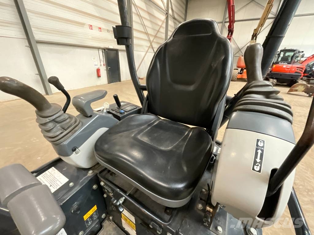 Hitachi ZX 19 U-6 حفارات صغيرة أقل من 7 طن (حفارات صغيرة)