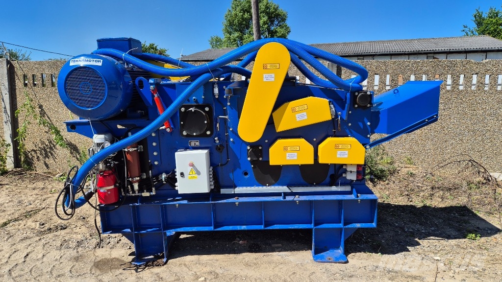 Teknamotor SKORPION 650 EB wood chipper Holzhäcksler