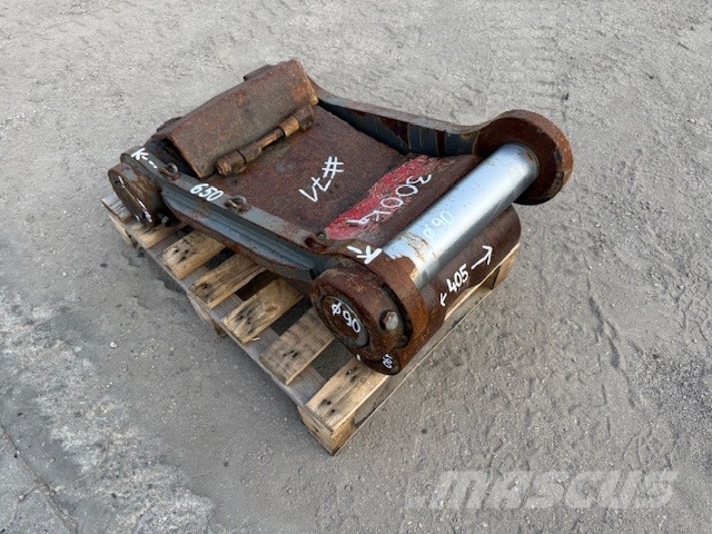 Volvo EC 290 EXCAVATOR LINKS Tieflöffel