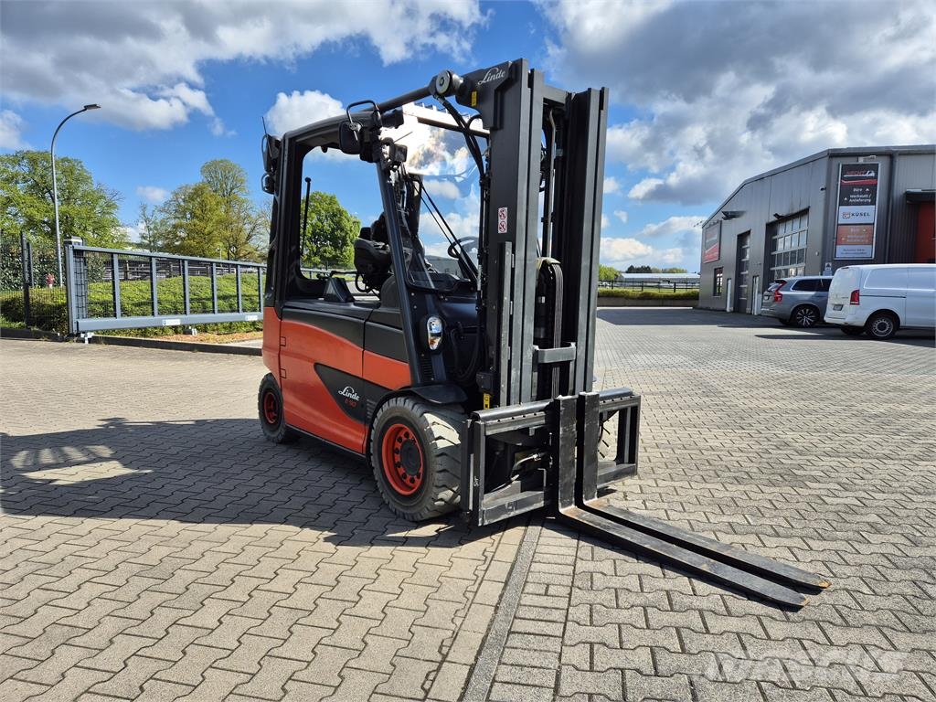 Linde E50HL-01 电动叉车