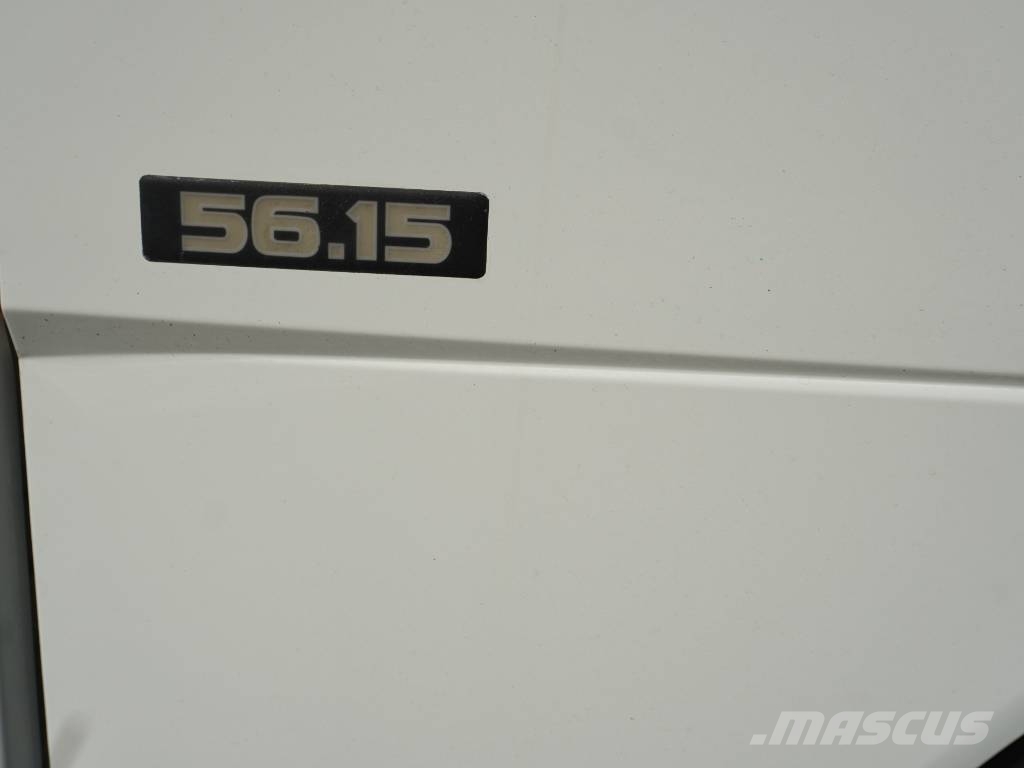 Nissan ATLEON 56.15 PORTAMAQUINARIA **41.000 KMS** Camiones portamaquinaria